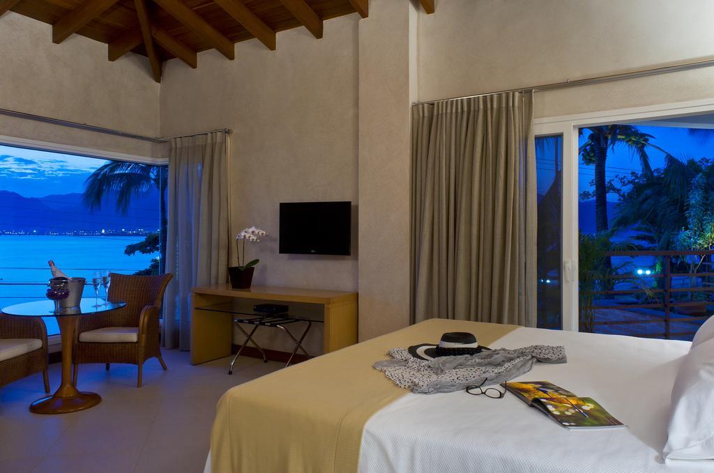 Abayomi Hotel