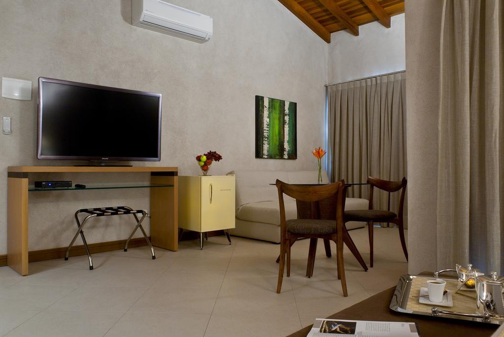 Hotel Abayomi Ilhabela